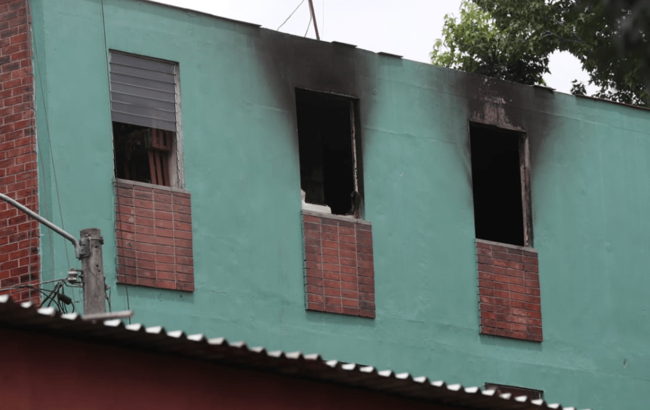 Incendio en apartamento en Mixco