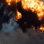 Incendio en Matanzas: por qué no han logrado controlar en 3 días el gigantesco fuego en un depósito de combustible en Cuba y otras claves sobre el desastre