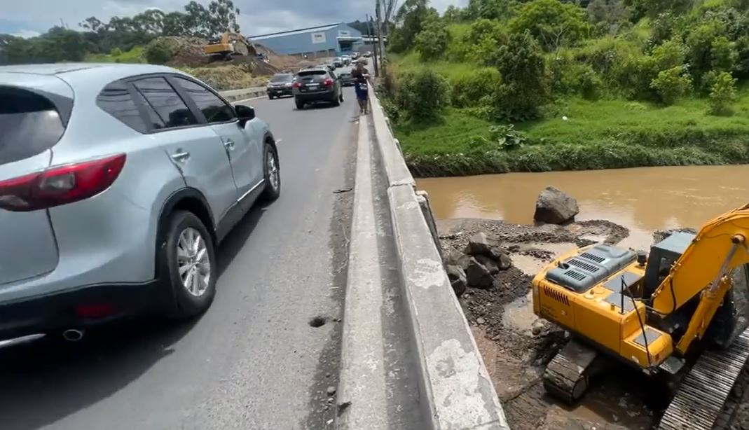 Comienzan trabajos para ampliar a cuatro carriles el Puente Tubac, en Villa Nueva