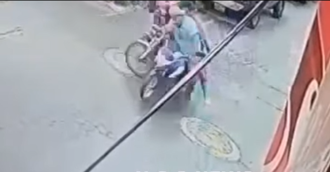 Graban accidente en San José Pinula