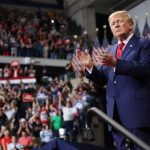 El sorprendente descubrimiento que hizo el FBI de documentos “ultra secretos” en la casa de Donald Trump