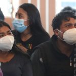 Las imágenes que muestran la tristeza y sufrimiento que rodea el funeral de los fallecidos en incendio en Magdalena Milpas Altas