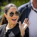 El video que muestra el peculiar gesto con el que la duquesa de Sussex rompió el estricto protocolo real