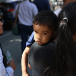 “Vinimos a EE.UU. pensando que era un país de leyes”: los migrantes venezolanos que demandaron al gobernador de Florida por “reubicación fraudulenta” en una isla turística
