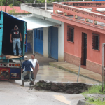 “Mi casa se cae”: Pobladores de Palencia expresan temor por grieta que se extiende y daña viviendas