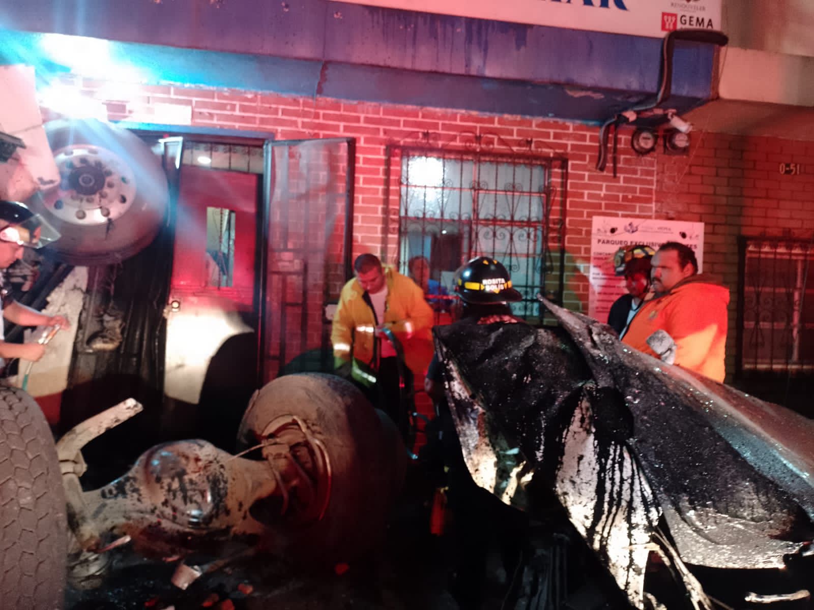 Accidente tráiler Villa Nueva