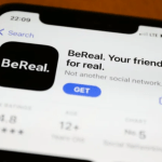 BeReal: los problemas que puede generar la red social más descargada que Facebook en la actualidad