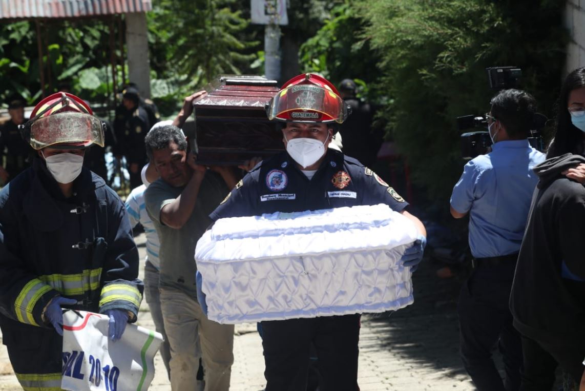 En imágenes: Magdalena Milpas Altas vive una tragedia luego de que 12 integrantes de una familia murieron en incendio
