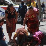 “Hellen y Marina, respondan”: familiares buscan a dos personas que cayeron en el socavamiento