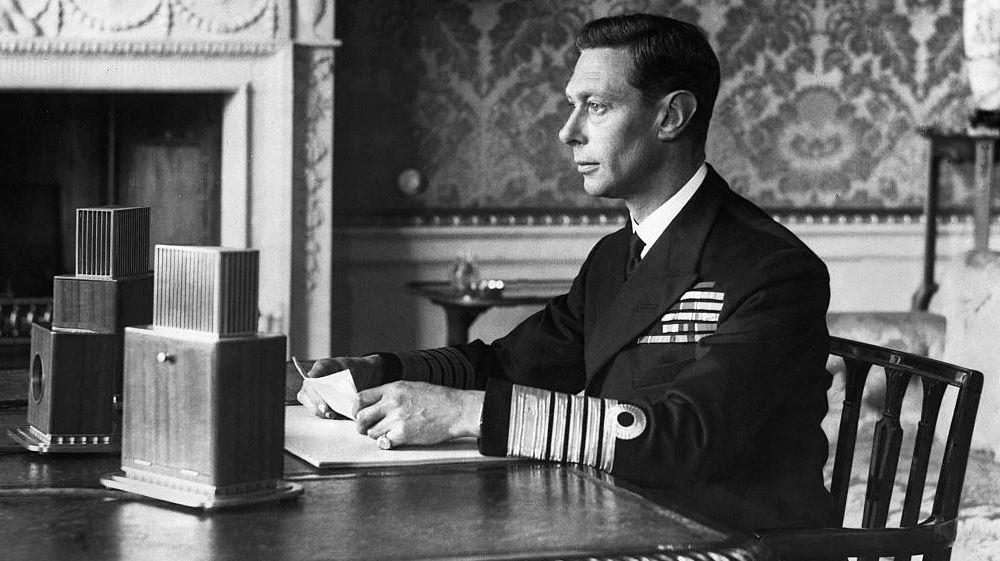 Cómo la Segunda Guerra Mundial forjó el carácter de Isabel II