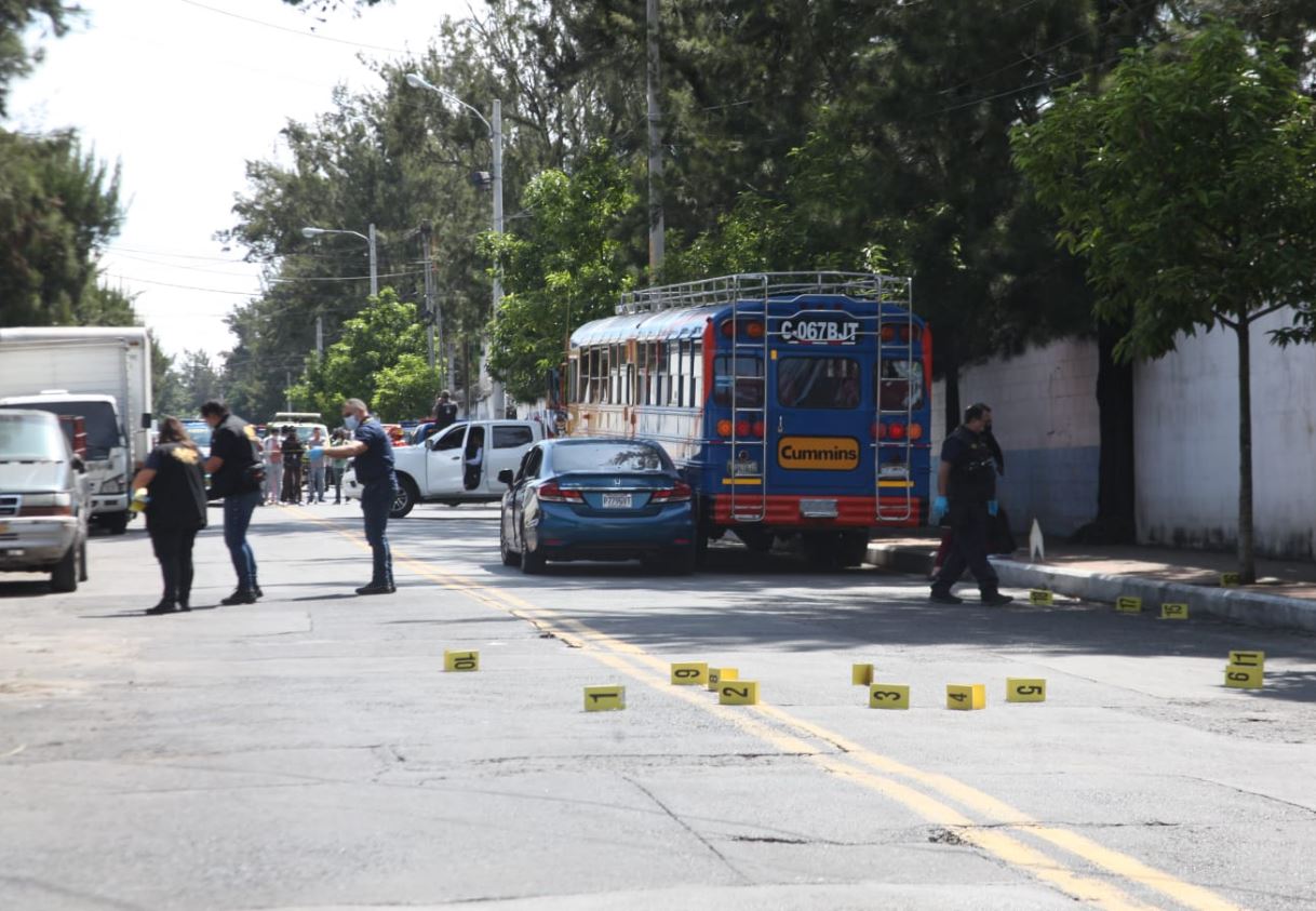 Seis muertos en ataque armado frente al Cementerio La Verbena, en la zona 7