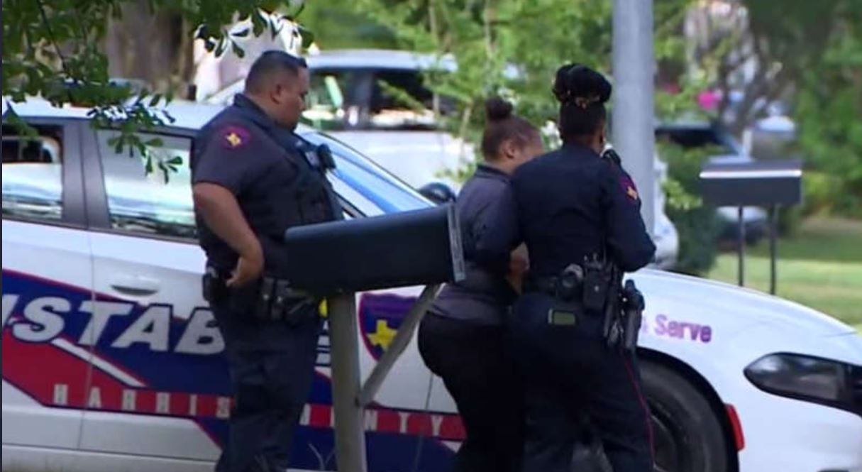 Un niño de siete años fue encontrado muerto dentro de una lavadora, luego de que sus padres reportaran su desaparición en Texas