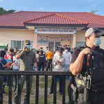 Mató a 22 niños y 13 adultos en Tailandia: Expolicía armado con un fusil, una pistola y un cuchillo irrumpe en una guardería