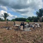 Ejército detecta una avioneta ilegal en Chisec pero pobladores les impiden el paso y luego la encuentran quemada