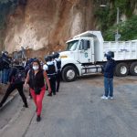 Tránsito es afectado por un derrumbe en Ciudad Quetzal