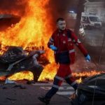 En fotos: los estragos causados por la fuerte ofensiva rusa contra Ucrania tras la destrucción de un puente en Crimea