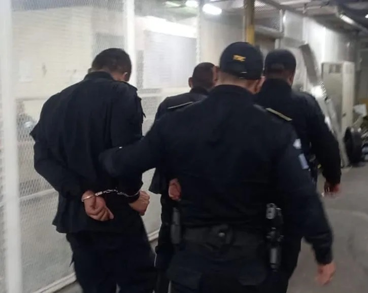 agentes de la PNC