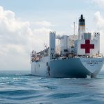 Buque hospital de Estados Unidos llega a Guatemala para ofrecer servicios médicos y detales gratuitos
