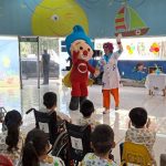 Celebran el día del niño con show de payasos en el área de pediatría del Hospital Roosevelt