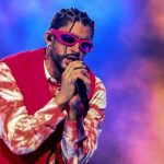 Sospechoso de vender boletos falsos: detienen a guatemalteco en concierto de Bad Bunny en El Salvador