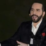 Salvadoreños consideran un fracaso la adopción del bitcoin y desaprueban a Bukele