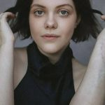 Georgie Henley, actriz de “Las Crónicas de Narnia”, revela que sufrió fascitis necrosante y muestra por primera vez sus cicatrices