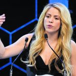 La foto viral donde Shakira muestra a Piqué como un ángel y que sus admiradores exigen que la borre