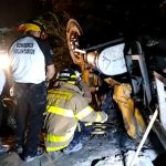 VIDEO: Las labores de rescate para extraer a una víctima de un accidente en San Juan Sacatepéquez