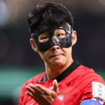 Mundial: por qué el delantero estrella coreano Son Heung-min juega con una máscara negra en Qatar 2022