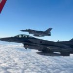 El video que muestra cómo el avión de la selección de Polonia era escoltado por dos cazas F16