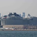 Cómo es el lujoso crucero que albergará a los familiares y parejas de los jugadores de Inglaterra durante el Mundial de Qatar