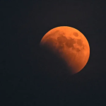 Eclipse Lunar: las mejores fotografías del fenómeno astronómico de este 8 de noviembre de 2022