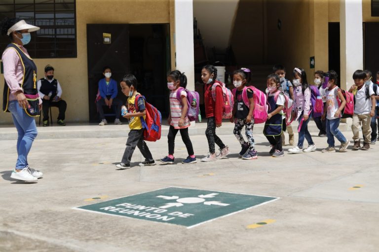 Crean el programa de salud que atenderá a estudiantes de escuelas e institutos públicos de Guatemala