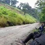 Video: dos agentes de la PNC quedan heridos al ser recibidos a balazos en un operativo en Baja Verapaz