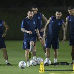 Qatar 2022: Con Messi “bien” y sonriente, Argentina entrena pensando en México