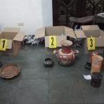Localizan más de mil piezas arqueológicas durante cateos que realizaron autoridades en Antigua Guatemala