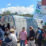 Bus vuelca en la ruta Interamericana y esto ocurrió con los pasajeros que viajaban de la capital a Chichicastenango