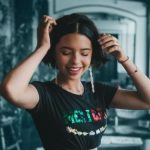 “Más recuerdos que vida”: el tatuaje por el que comparan a Ángela Aguilar con Belinda