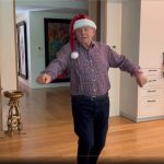Video: Anthony Hopkins baila al ritmo de “Dance Me To The End Of Love”