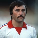 Mundial: penalti a lo Panenka, la atrevida técnica que volvió legendario a Antonin Panenka (y que dio el triunfo a Marruecos frente a España en Qatar 2022)