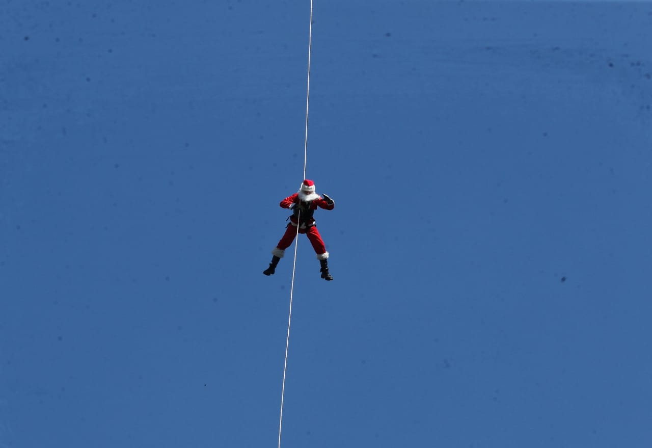 Mayor Héctor Chacón “El Santa de los pobres” cumple 25 años entregando juguetes a niños de escasos recursos