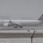 Más de dos mil vuelos fueron cancelados en EE.UU. por el paso de una gran tormenta invernal