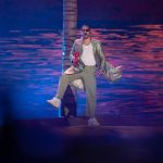 En video: Usuarios denuncian a policía por golpear a personas que intentaron ingresar al concierto de Bad Bunny en el Estadio Azteca