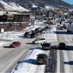 Imágenes: Tormenta Elliot convierte las calles de EE. UU. en pistas de hielo y vehículos derrapan