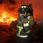 Fotos y video: Bomberos dan más detalles sobre el incendio en zona 9 que dejó Q20 mil en perdidas materiales