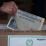 Cómo el 2022 mostró la importancia del centro político en los países de América (aunque se hable más de la polarización)