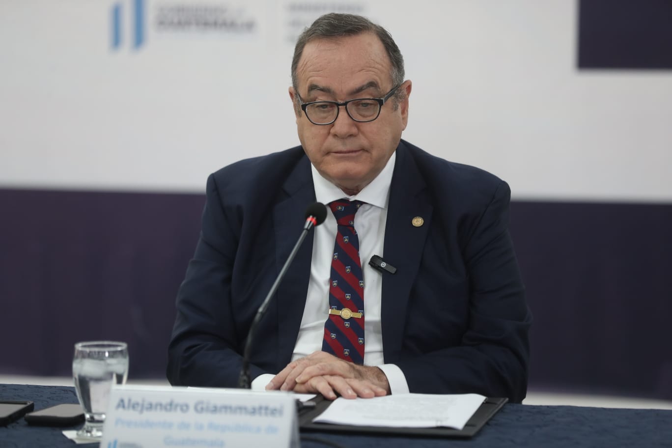 Giammattei da detalles de su estado de salud y rechazó comentarios que circulan en redes sociales