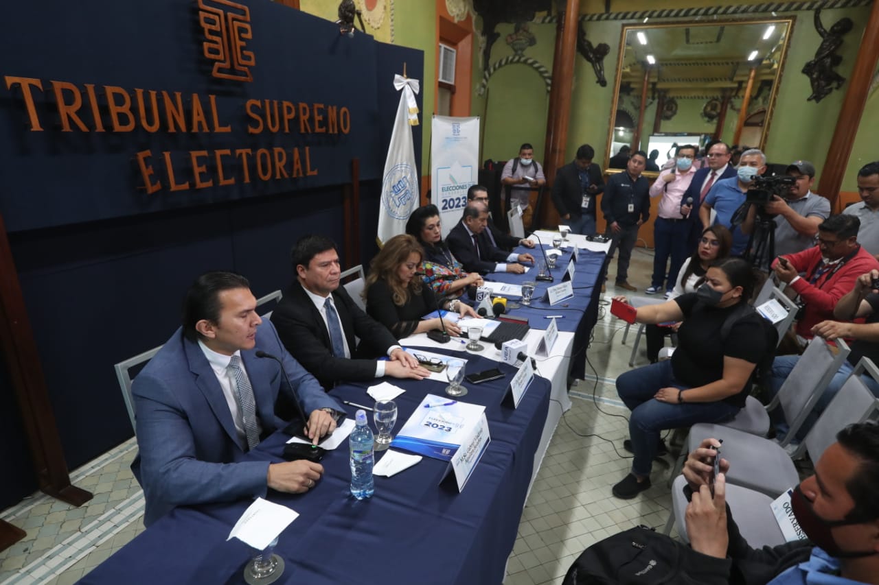 TSE archiva expedientes de resoluciones que advertían a políticos que no serían inscritos como candidatos