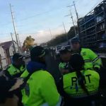 Graban pelea entre agentes de las PMT de San Miguel Petapa y Villa Canales