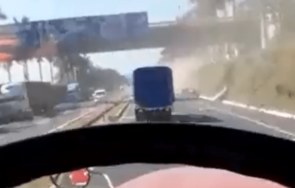 CHOCHE QUE LA AUTOPISTA PALÍN-ESCUINTLA